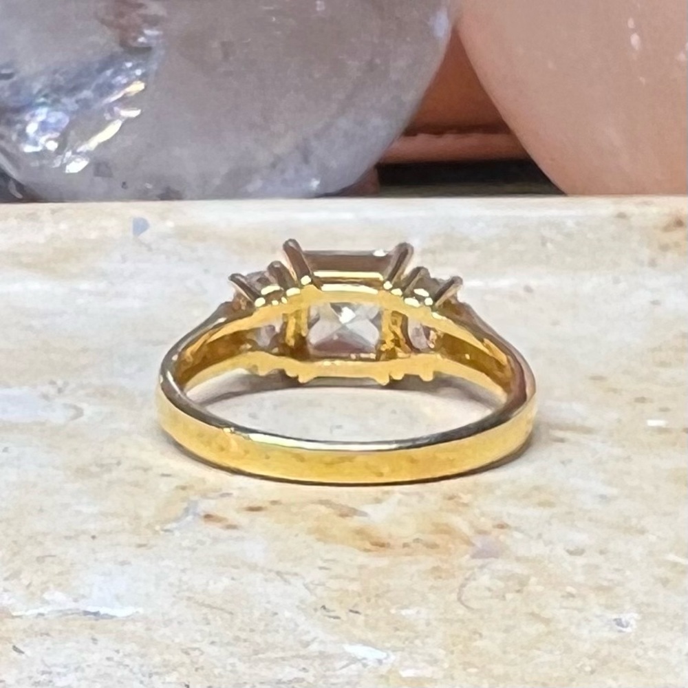 Vintage Ring - Picture 3 of 5